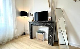 Suite ~ Romance Estivale ~ A 15 Min De Lyon